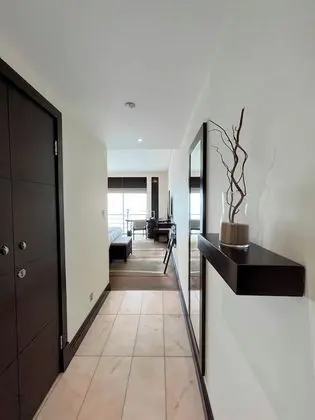 Luxury Oda, 1 Büyük (Queen) Boy Yatak, Business Dinlenme Salonu Kullanımı, Deniz Manzaralı