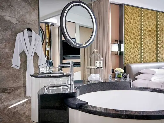 Luxury Oda, 1 En Büyük (King) Boy Yatak