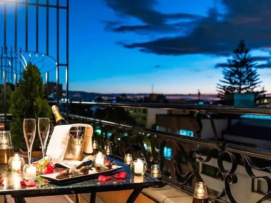 Junior Süit, 1 En Büyük (King) Boy Yatak