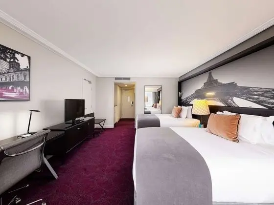 Luxury Tek Büyük Yataklı Oda, 2 Çift Kişilik Yatak, Dağ Manzaralı