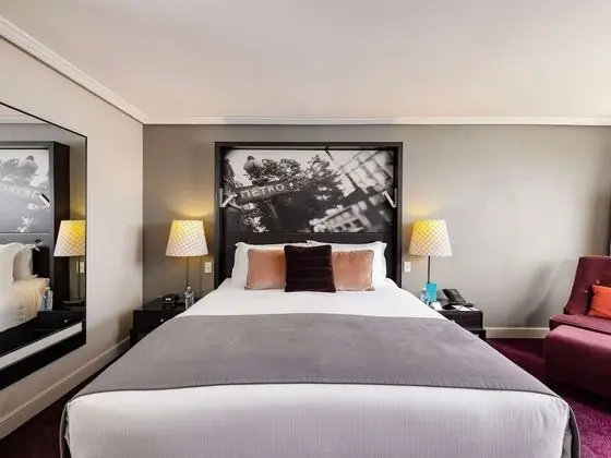 Luxury Tek Büyük Yataklı Oda, 2 Çift Kişilik Yatak, Dağ Manzaralı