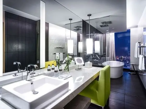 Luxury Oda, 1 En Büyük (King) Boy Yatak