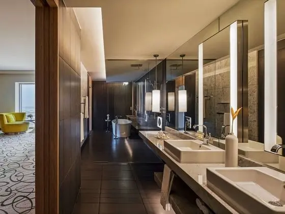 Luxury Oda, 1 En Büyük (King) Boy Yatak
