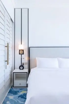 Club Oda, 1 En Büyük (King) Boy Yatak, Balkon, Kısmi Deniz Manzaralı