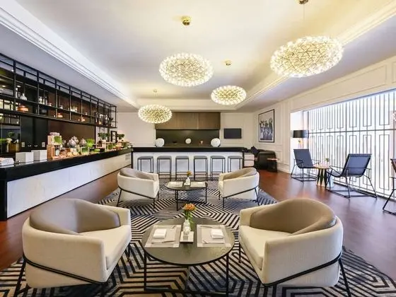 Club Oda, 1 En Büyük (King) Boy Yatak, Balkon, Kısmi Deniz Manzaralı