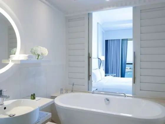 Luxury Oda, 1 En Büyük (King) Boy Yatak, Balkon, Deniz Manzaralı