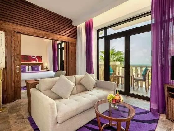 Junior Süit, 1 En Büyük (King) Boy Yatak ve Çekyat, Balkon (Club Access)