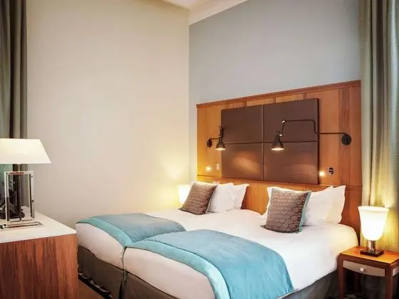Luxury Tek Büyük Yataklı Oda, 2 Tek Kişilik Yatak, Park Manzaralı
