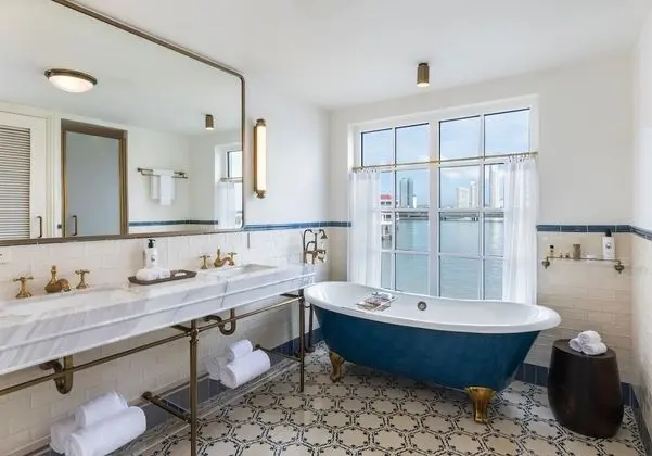 Legendary 1 Bedroom Suite King, Ocean Front
