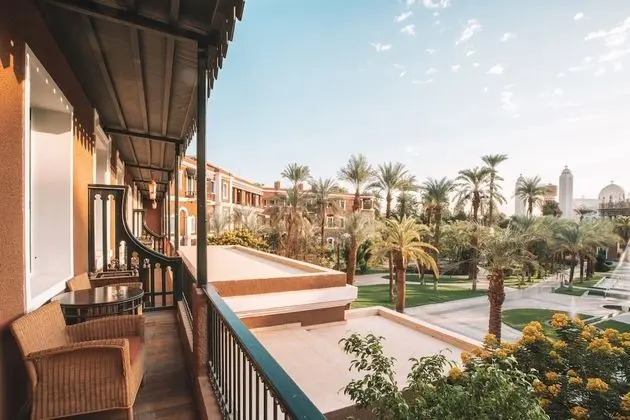 Luxury Oda, 1 En Büyük (King) Boy Yatak, Balkon, Bahçe Manzaralı