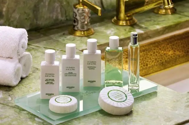 Luxury Oda, 1 En Büyük (King) Boy Yatak, Balkon, Bahçe Manzaralı