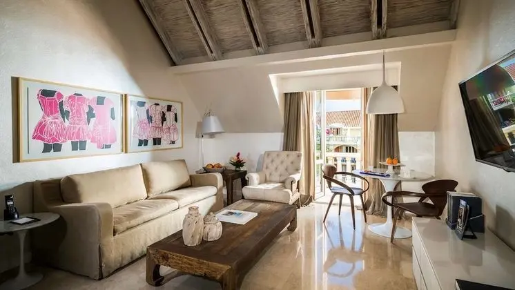 Junior Süit, 1 En Büyük (King) Boy Yatak, Balkon, Okyanus Manzaralı (Butler Service)