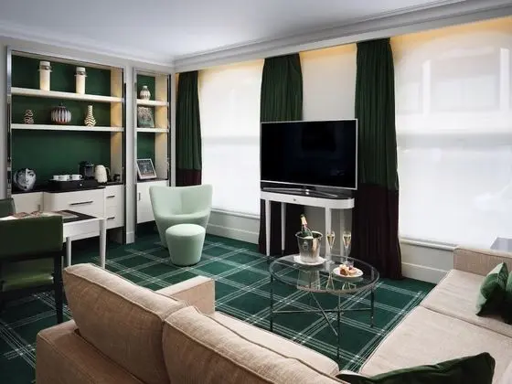 Deluxe Süit, 1 En Büyük (King) Boy Yatak (Separate Living Room with Sofa Bed)