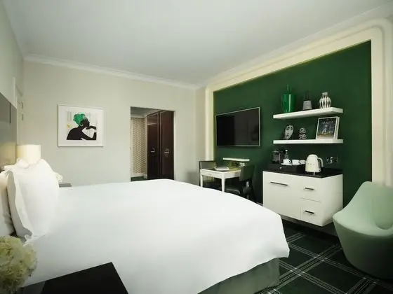 Premium Oda, 1 En Büyük (King) Boy Yatak (Luxury Waterloo Place/Pall Mall View)
