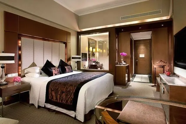 Luxury Oda, 1 En Büyük (King) Boy Yatak, Business Dinlenme Salonu Kullanımı, Nehir Manzaralı
