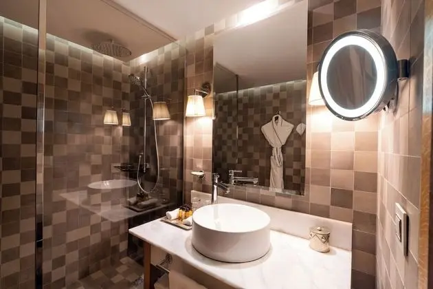 Luxury Oda, 1 En Büyük (King) Boy Yatak, Balkon, Manzaralı