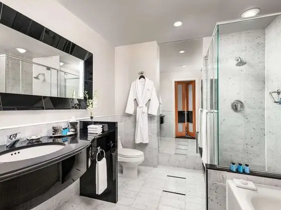 Luxury Tek Büyük Yataklı Oda, 2 Çift Kişilik Yatak, Şehir Manzaralı