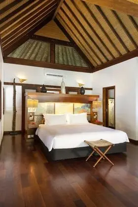 Luxury Bungalov, 1 En Büyük (King) Boy Yatak, Denize Sıfır