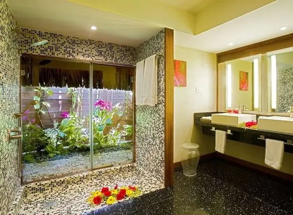 Luxury Bungalov, 1 En Büyük (King) Boy Yatak, Denize Sıfır