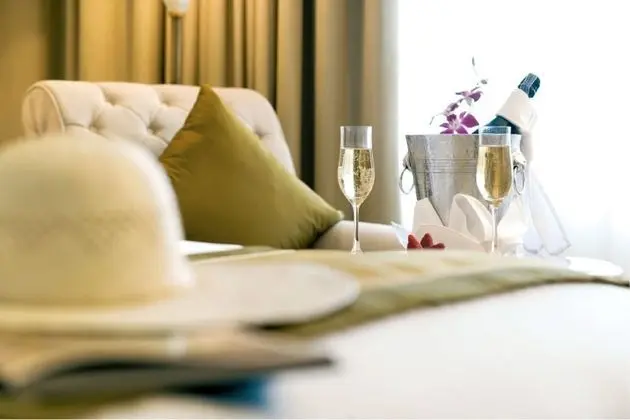 Luxury Oda, 1 En Büyük (King) Boy Yatak, Business Dinlenme Salonu Kullanımı, Manzaralı
