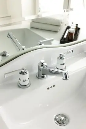 Deluxe Süit, 1 En Büyük (King) Boy Yatak