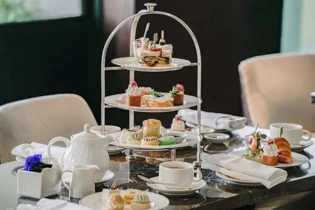 Luxury Oda, 1 En Büyük (King) Boy Yatak, Havuz Manzaralı