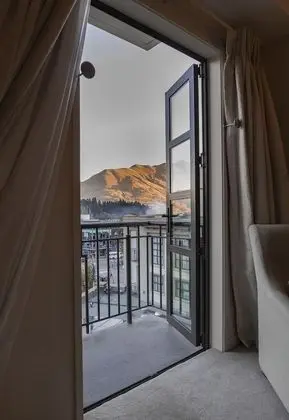 Luxury Oda, 1 En Büyük (King) Boy Yatak, Balkon, Dağ Manzaralı