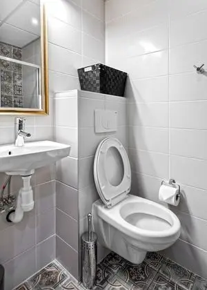 Tek Kişilik Oda, Penceresiz