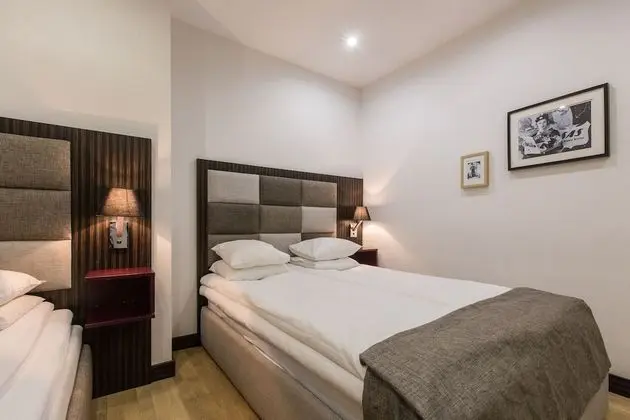 Üç Kişilik Oda, Penceresiz