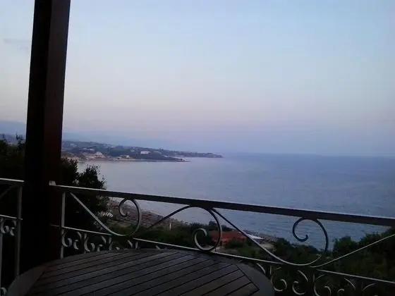 Stüdyo, Deniz Manzaralı