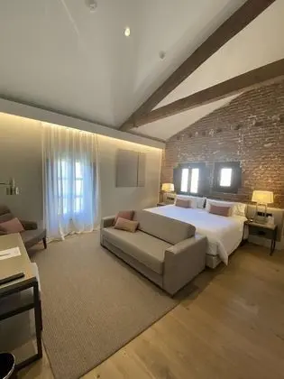 Junior Süit, 1 En Büyük (King) Boy Yatak ve Çekyat, Sigara İçilmez (with Sofabed)