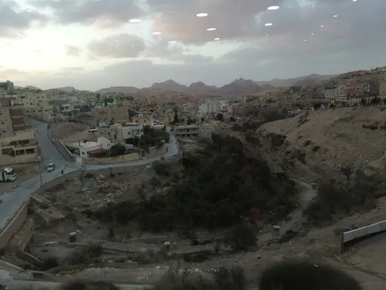 Üç Kişilik Oda