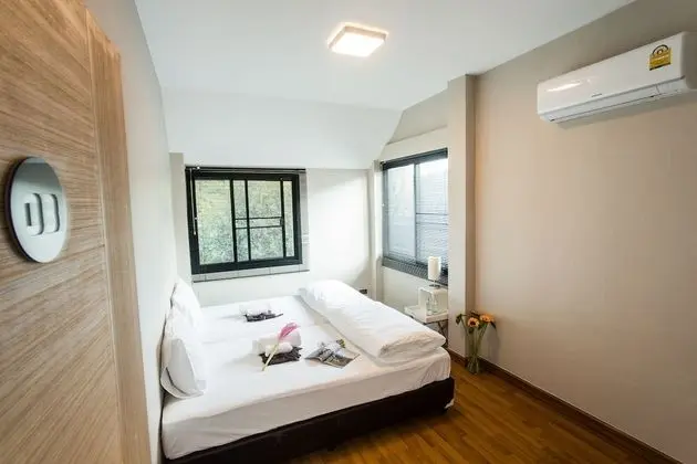 Twin Room with Shared Bathroom