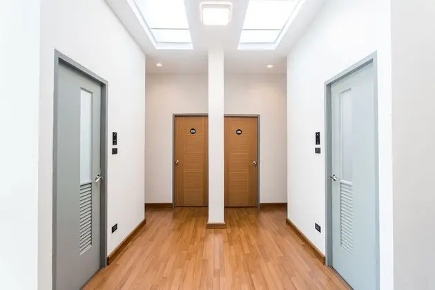 Twin Room with Shared Bathroom
