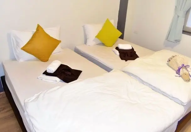 Twin Room with Shared Bathroom