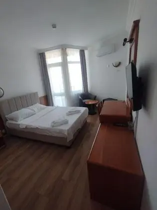 Deluxe Aile Odası,Deniz Manzaralı,Balkonlu
