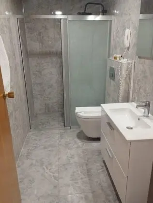 Deluxe Aile Odası,Deniz Manzaralı,Balkonlu
