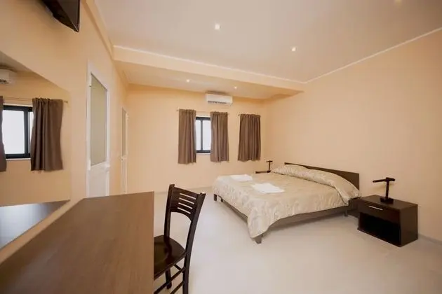 Superior Tek Büyük Yataklı Oda