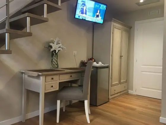 Deluxe Büyük Yataklı Tek Kişilik Oda