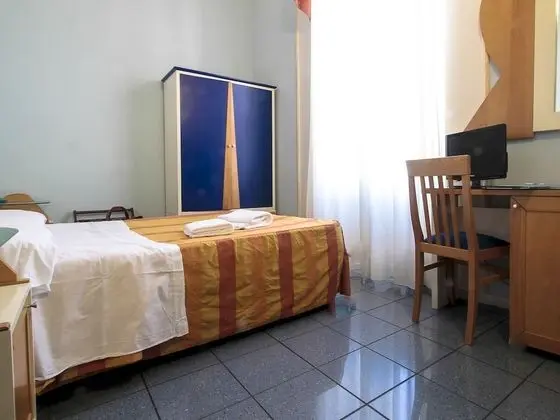 Standard Tek Büyük veya İki Ayrı Yataklı Oda
