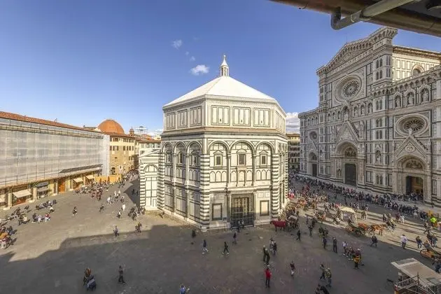 Deluxe Süit (Duomo View)