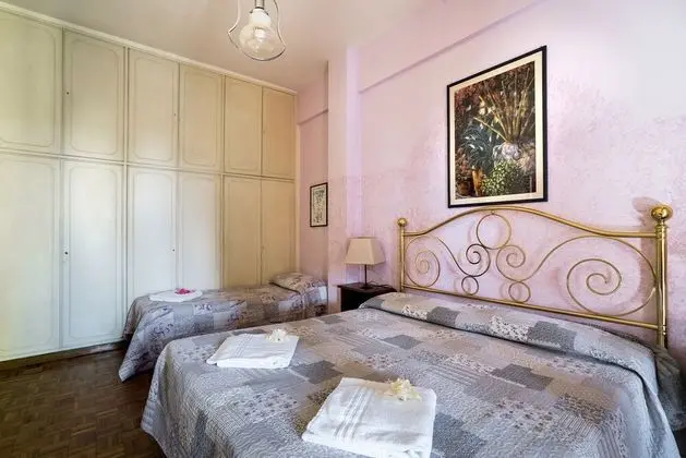 Basic Üç Kişilik Oda