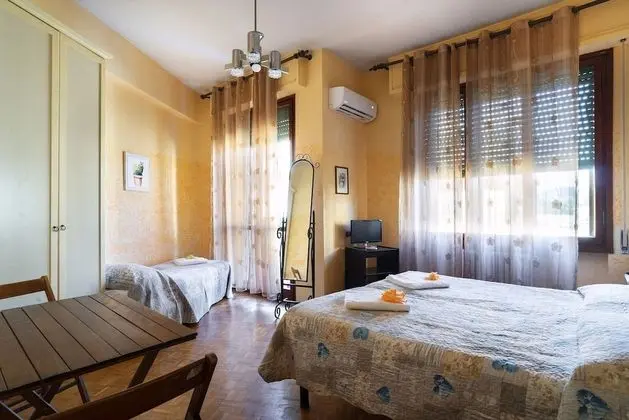 Tek Büyük Yataklı Oda