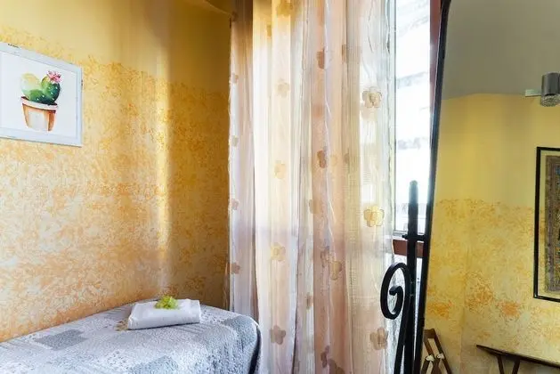 Tek Büyük Yataklı Oda