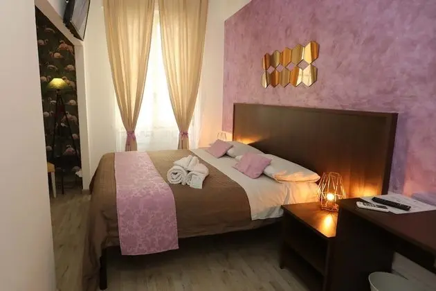 City Tek Büyük veya İki Ayrı Yataklı Oda