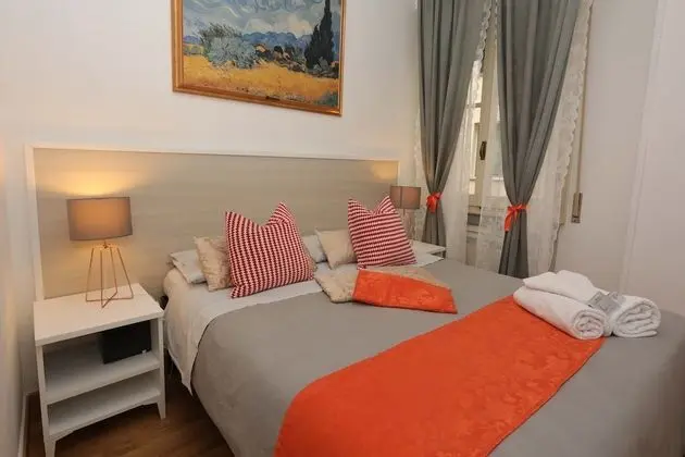 City Tek Büyük veya İki Ayrı Yataklı Oda