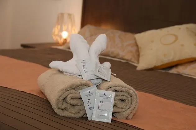 City Üç Kişilik Oda