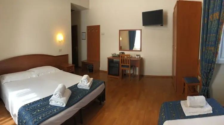 Comfort Üç Kişilik Oda