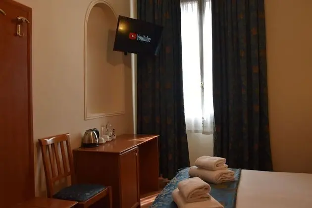 Superior Tek Büyük veya İki Ayrı Yataklı Oda