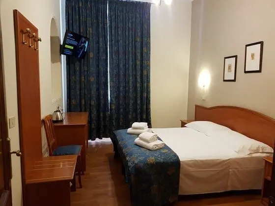 Superior Tek Büyük veya İki Ayrı Yataklı Oda